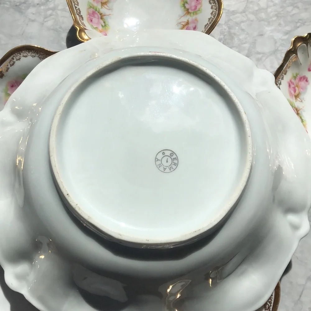 Berry Bowl & serving dishes - Picture 5 of 7